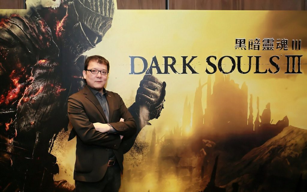 Hidetaka Miyazaki no se ve dirigiendo las próximas entregas de Dark Souls